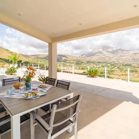 Villa Chicos With Panoramic Private Pool *