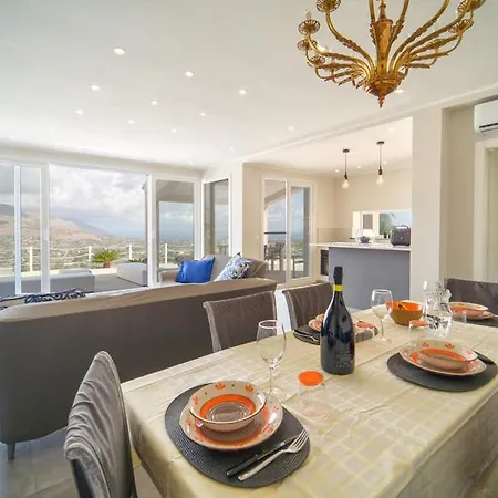 Chicos With Panoramic Private Pool Villa Castellammare del Golfo