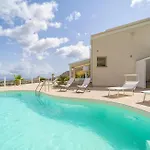 Chicos With Panoramic Private Pool Castellammare del Golfo